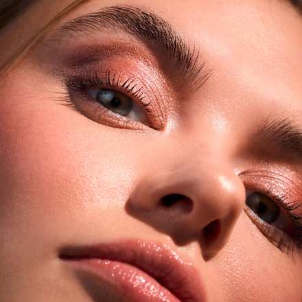 Lidschatten Palette Wonder Woman 020 Amazonian Warrior CATRICE