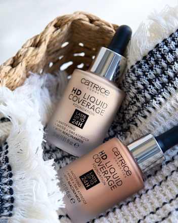 Foundation HD Liquid Coverage 032 Nude Beige CATRICE