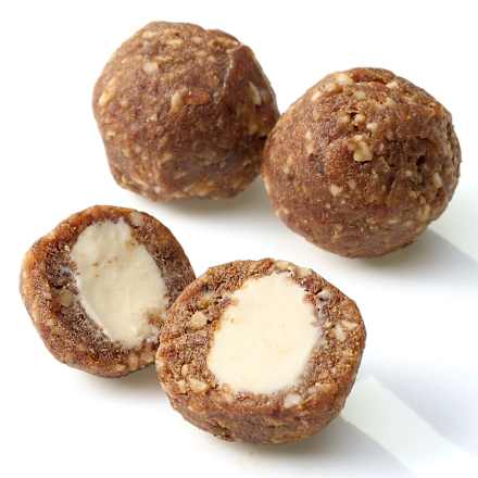 Bliss Balls, Lemon-Cheesecake Style dmBio