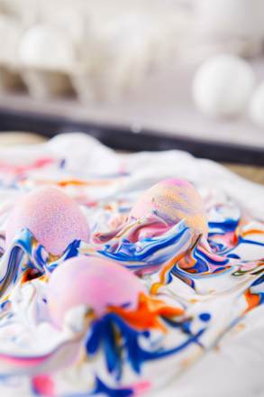 Eierfarben Magischer Färbeschaum Dekorieren & Einrichten