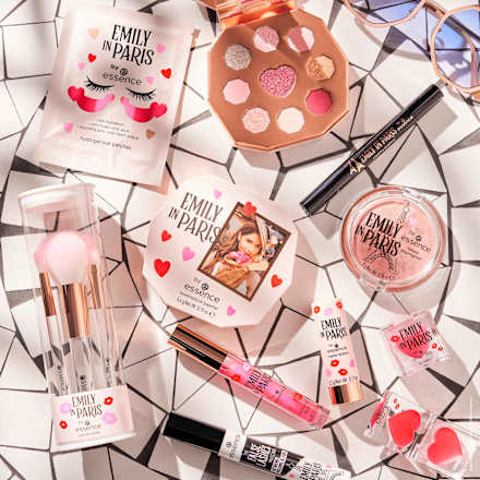 Blush-Highlighter Emily In Paris 01 Say Oui To Possibility essence