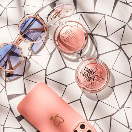 Blush-Highlighter Emily In Paris 01 Say Oui To Possibility essence