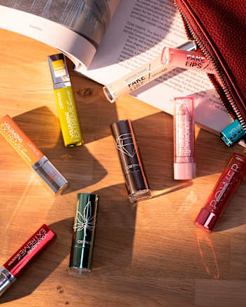 Lippenbalsam Dark Ruby Glow 010 Fiery Temptation CATRICE