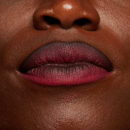 Lipliner Slim 813 Plush Red  NYX PROFESSIONAL MAKEUP