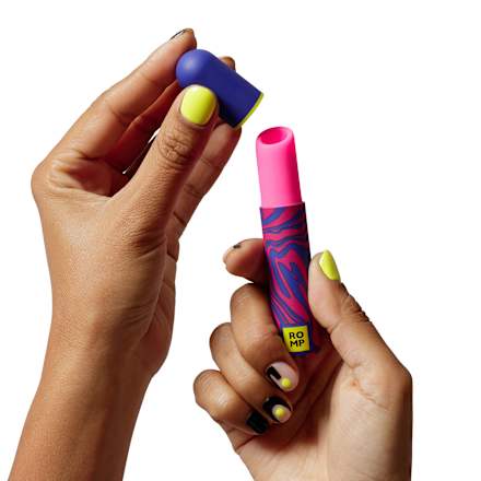 Vibrator Lipstick Romp