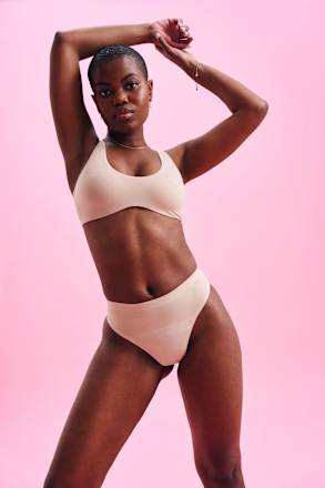 Periodenunterwäsche Seamless Tanga Sand, Gr. 42 The Female Company