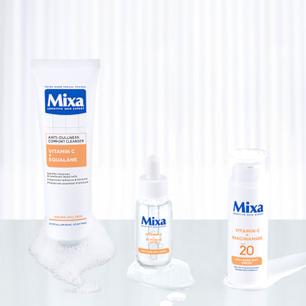 Denný pleťový krém Anti-Dark Spot Vitamin C + Niacinamide SPF 20 Mixa