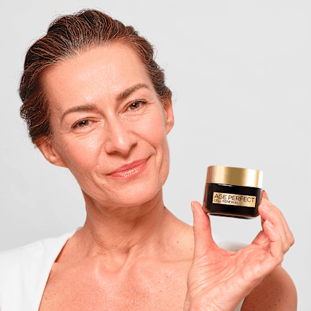 Revitalizujúci denný pleťový krém Age Perfect Cell Renew L'ORÉAL PARiS AGE PERFECT
