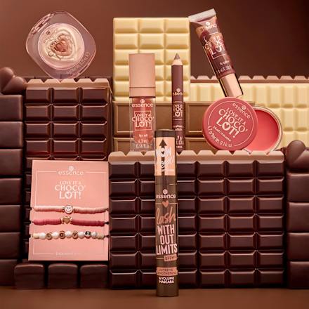 Lipgloss Love It  A Choco' Lot! 01 Melted Bliss, Chocolate Kiss essence