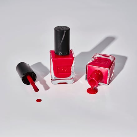 lak na nehty Gel Affair 020 Raspberry Pie CATRICE
