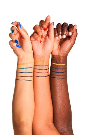 WONDER INK tuš za oči - 001 Black RIMMEL LONDON