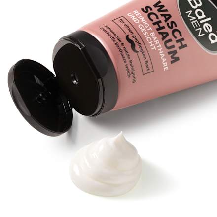 Pena za umivanje brade in obraza Balea MEN