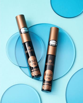 Wodoodporny eyeliner Liquid Ink Brown 02 essence