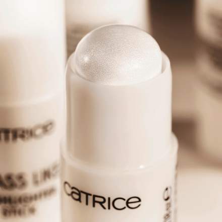 Highlighter Stick Glass Like 010 Keep It Glassy CATRICE