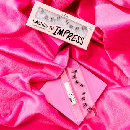 Sztuczne rzęsy Lashes to Impress 08 essence