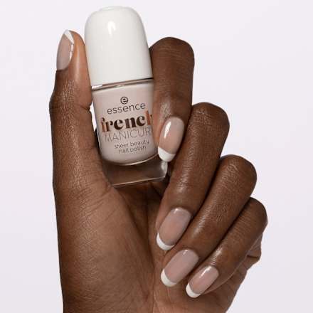 French MANICURE sheer beauty nail polish 02 essence