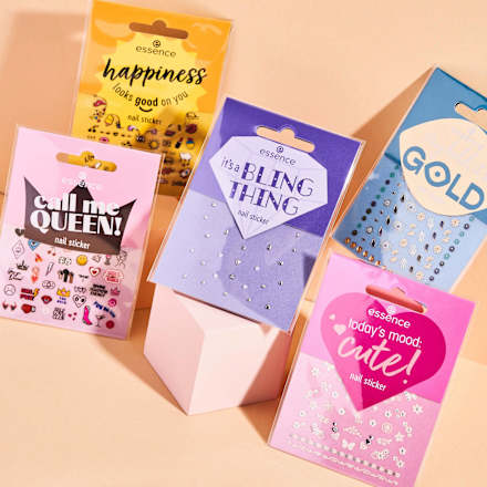 Call me QUEEN! nail sticker essence