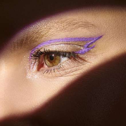 Eyeliner Liquid The Joker 010 Eye-ronic Jester CATRICE