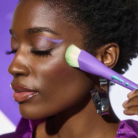 Blush The Joker Liquid 030 Puddin' Plum CATRICE