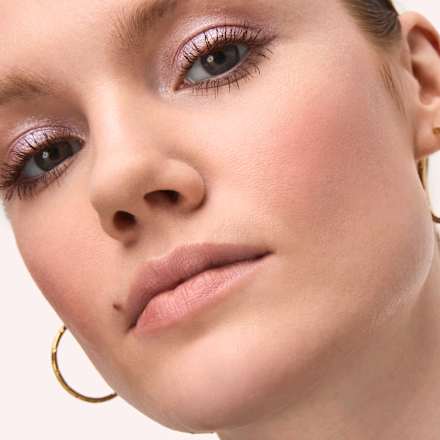 oční stíny v tužce Drunk'n Diamonds 010 Lavender Jelly Haze CATRICE