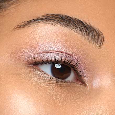 oční stíny v tužce Drunk'n Diamonds 010 Lavender Jelly Haze CATRICE