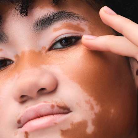 rozjasňovač očního okolí 020 Warm Nude CATRICE