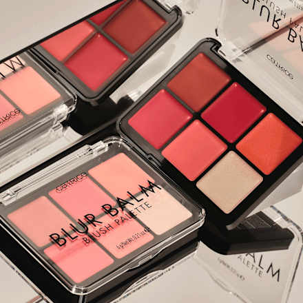paletka tvářenek Blur Balm 010 Blush Blindness CATRICE