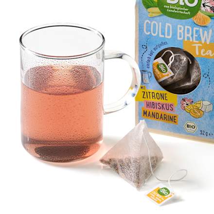 Cold Brew Tea mit Zitrone, Hibiskus & Mandarine dmBio