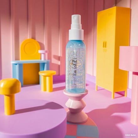 Polly Pocket sprej za fiksiranje šminke - 01 I'm Not Small, I'm Fun Size! essence