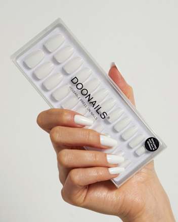 Künstliche Nägel Press Ons Short Coffin Snow White Doonails