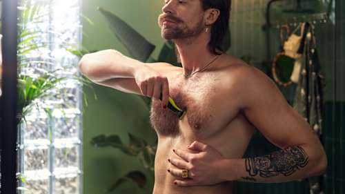 Elektrischer Rasierer, OneBlade 360 Face & Body QP2834/20           PHILIPS OneBlade