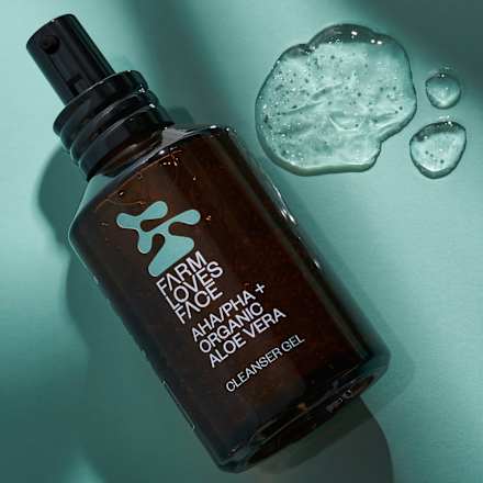 Reinigungsgel AHA/PHA + Bio-Aloe Vera Farm Loves Face