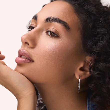 Highlighter Aura Glam Balm 010 A Swirl Of Rose CATRICE