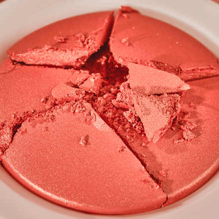 Lícenka Soft Glam Baked - 030 Cheeky Coral CATRICE