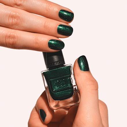 Lak na nechty Gel Affair - 047 Deep Woods Spell CATRICE