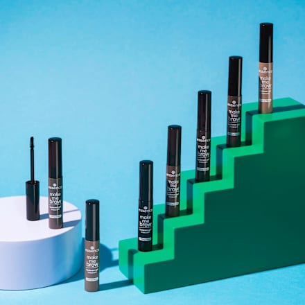 řasenka na obočí make me BROW 07 Dark Browny Brows essence