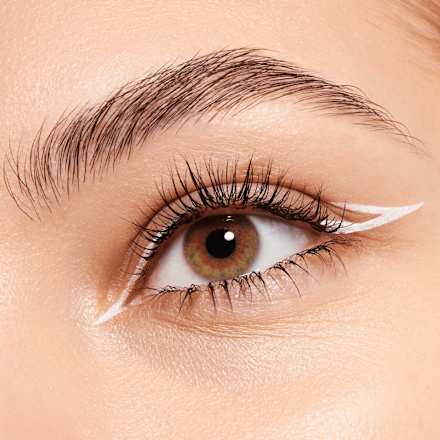 Eyeliner matowy Calligraph Artist Matte Liner 070 Snow White CATRICE