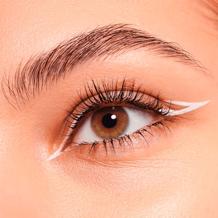 Eyeliner matowy Calligraph Artist Matte Liner 070 Snow White CATRICE