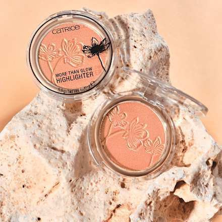 Rozświetlacz More Than Glow Highlighter 030 Beyond Golden Glow CATRICE