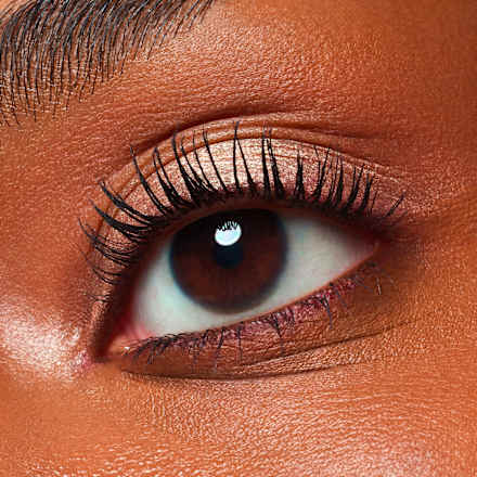 Cień do powiek Metallic Spark Cream Eyeshadow 010 Champagne Chic CATRICE