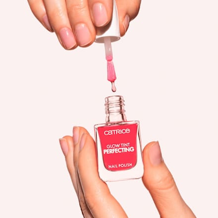 Лак за нокти Glow Tint Perfecting - Nr. 010 Soft Blush  CATRICE