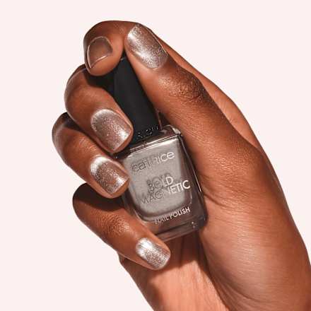 Nagellack Bold Magnetic 030 Drawn To You CATRICE