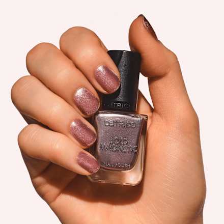 Lak na nechty Bold Magnetic - 020 Don't Be So Clingy CATRICE