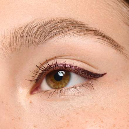 Eyeliner Liquid Colour It! Metallic 02 Dark Cherry essence