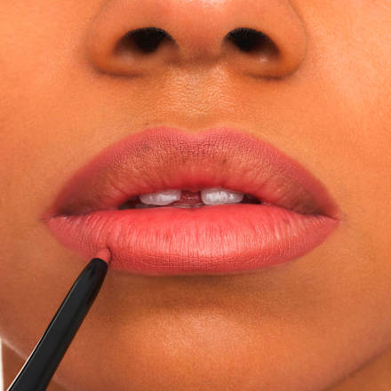 Konturówka do ust 8h Matte Comfort Lipliner 02 Silky Hazelnut essence