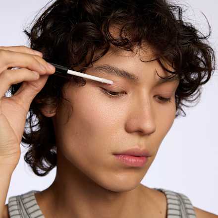 Grip to Last bază fard de pleoape CATRICE