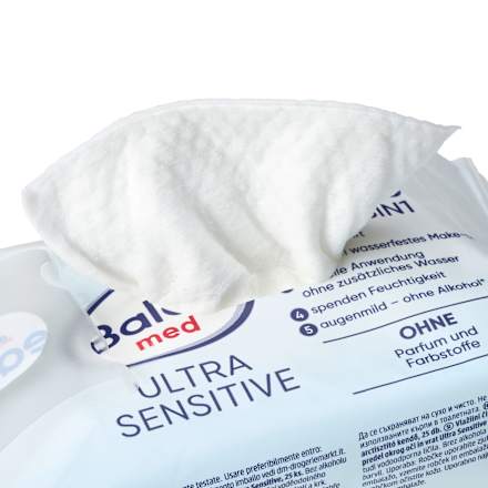 Vlhčené čistiace pleťové utierky Ultra Sensitive 5v1 Balea