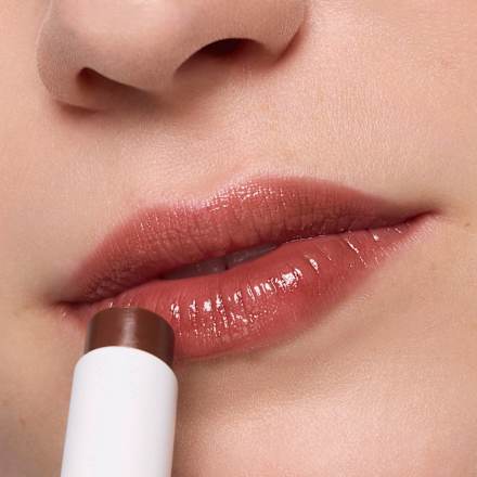 Lippenbalsam Glossy Butter Juicy Bomb 05 Choco Lot To Handle essence