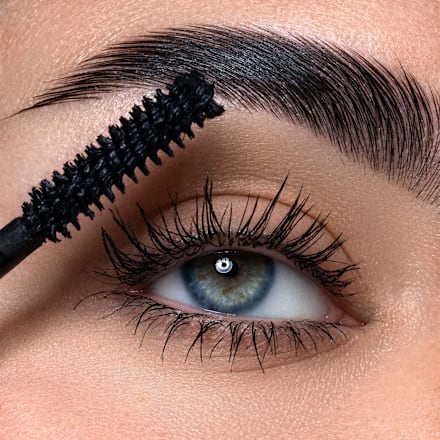 Mascara The Universal Volume waterproof - Extra Black ASTRA MAKE-UP