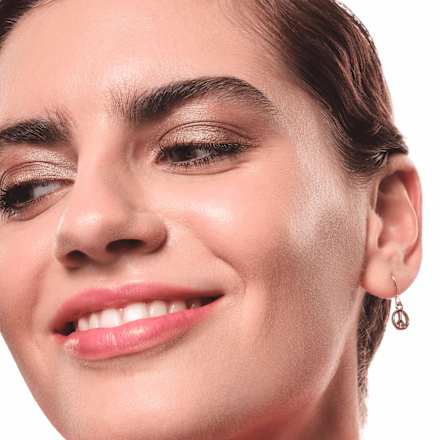 Kremno senčilo za veke, 03 Oyster essence